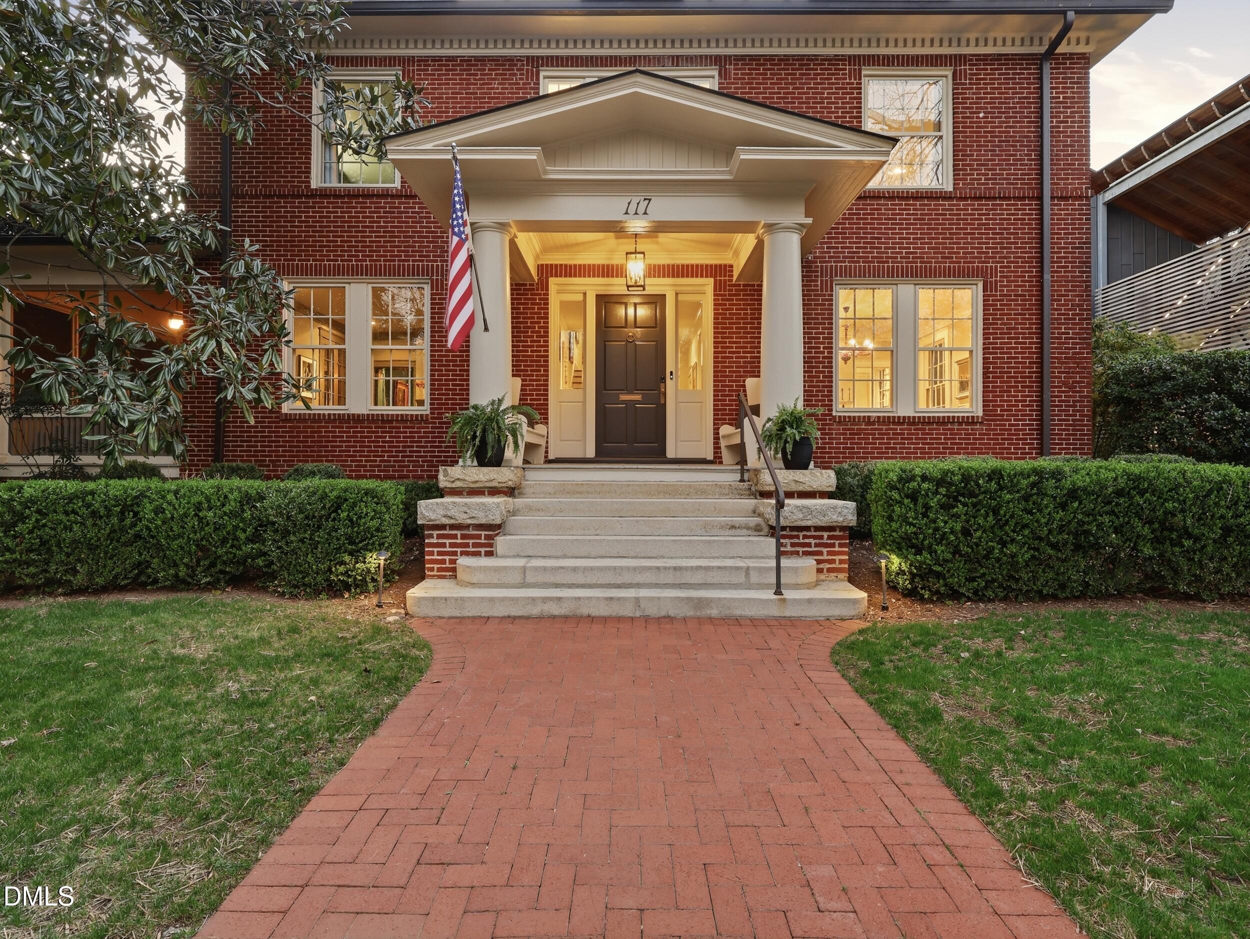 117 Hillcrest Road Raleigh, NC 27605 - Photo 78 of 80 70_img_6634