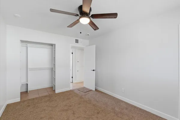 $2,100 | 6622 West Peck Drive, Glendale, AZ 85301
