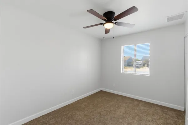 $2,100 | 6622 West Peck Drive, Glendale, AZ 85301