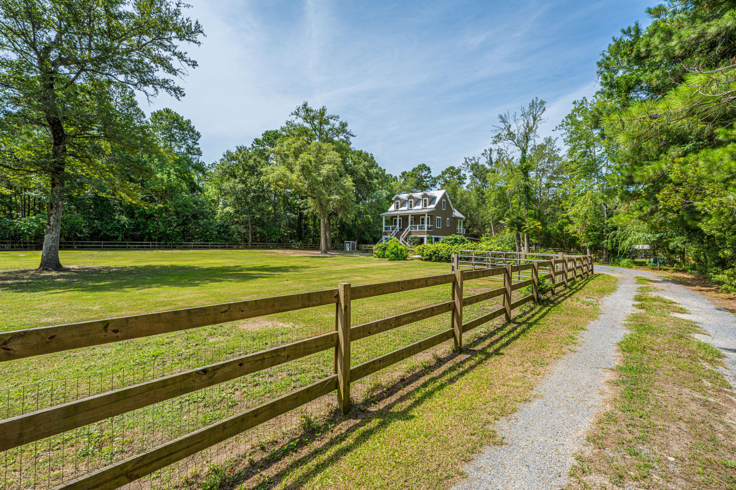 414 Mouzons McClellanville, SC 29458 - Photo 40 of 43 414MouzonsBluff048