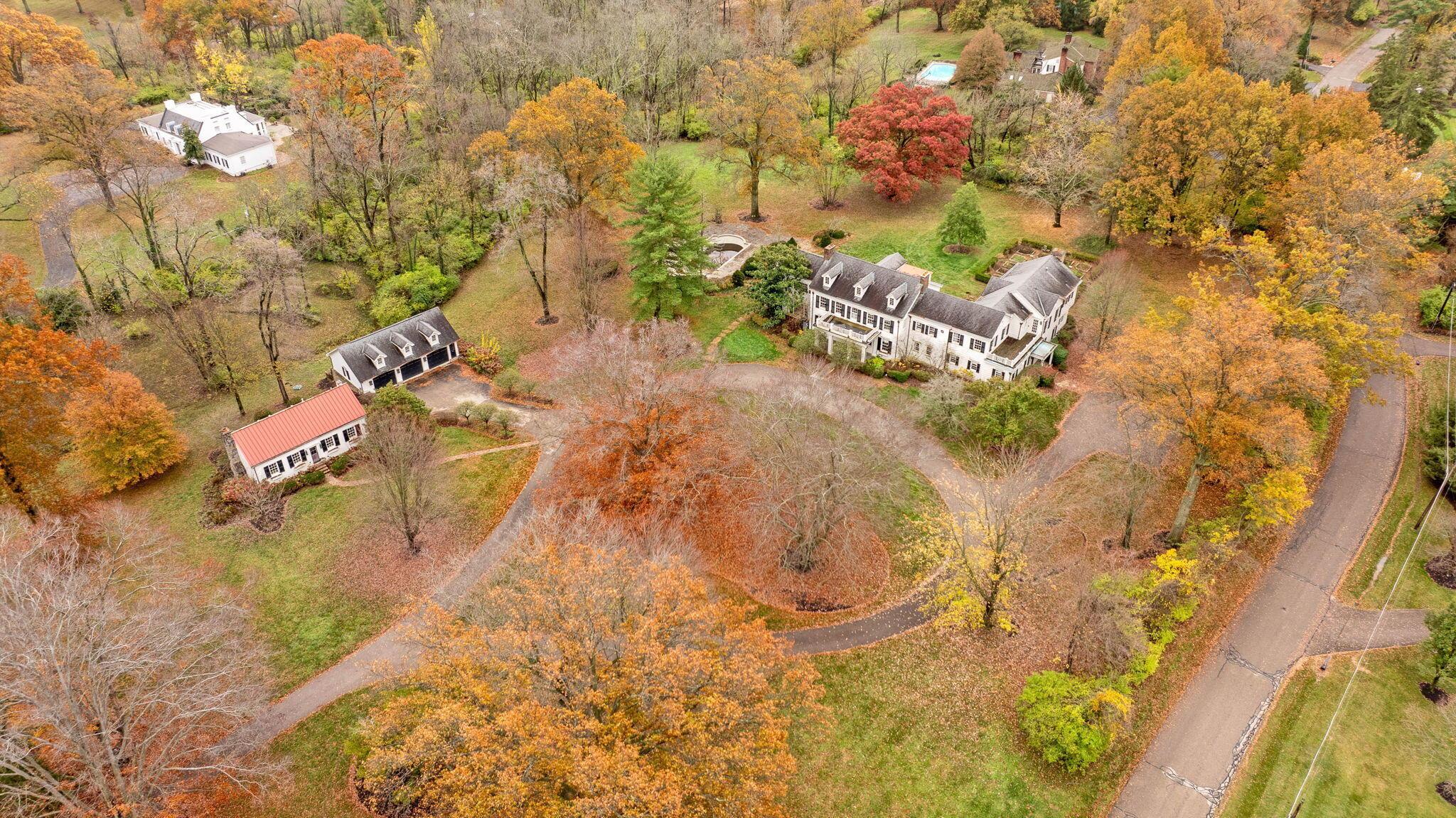 7805 Brill Road Cincinnati, OH 45243 - Photo 13 of 139 13-web-or-mls-7805BrillRoad_Hommati102 (