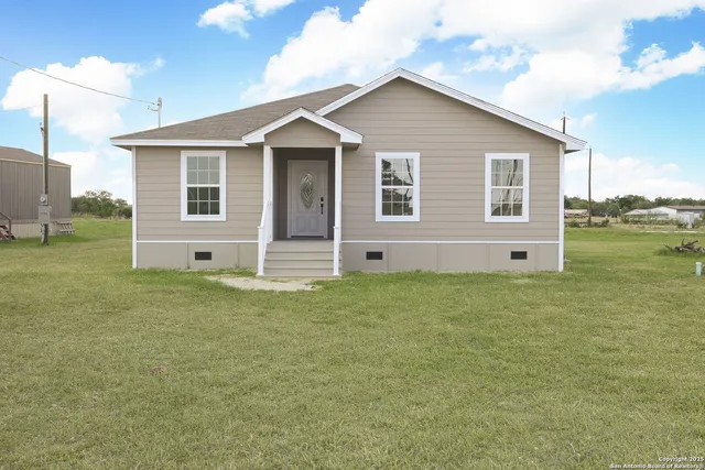 $334,900 | 13021 Prosperidad Lane, Atascosa, TX 78002