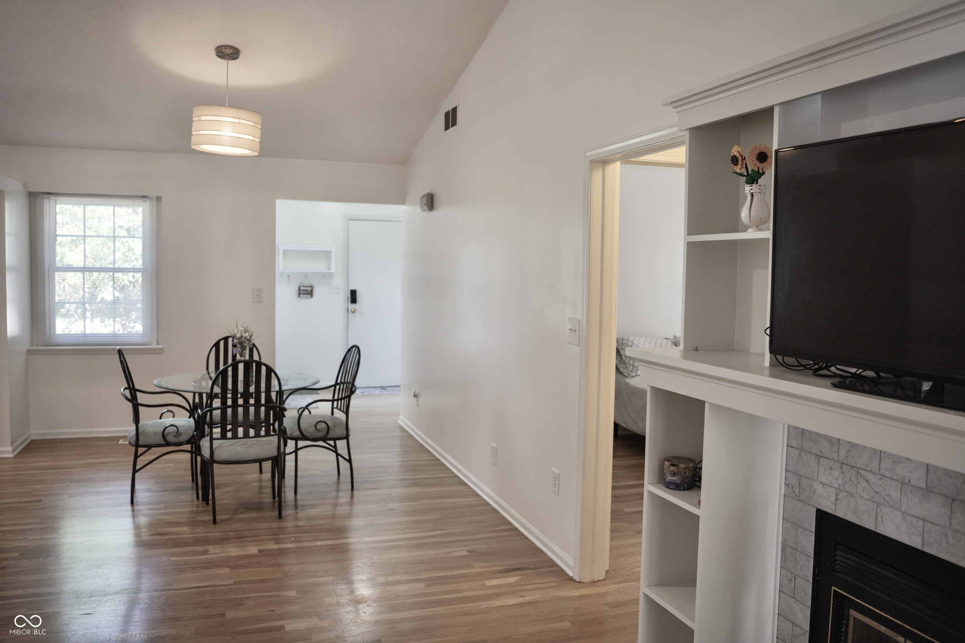 9143 Warwick Road Indianapolis, IN 46240 - Photo 19 of 48