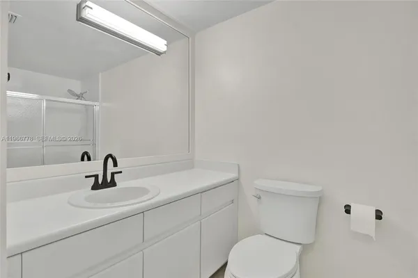 $3,700 | 1834 Brickell Avenue, Unit 31, Miami, FL 33129