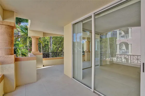 $3,700 | 1834 Brickell Avenue, Unit 31, Miami, FL 33129