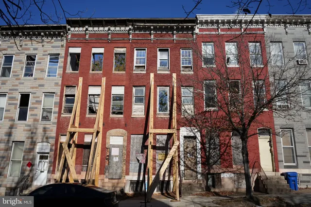 a view of a large building