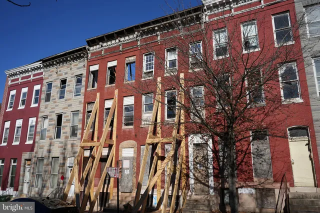 a front view of a building