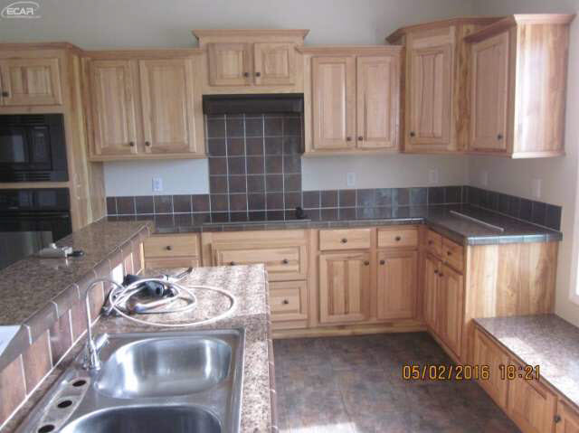 3285 Metamora Road Metamora, MI 48455 - Photo 5 of 26 21141704-4.JPG