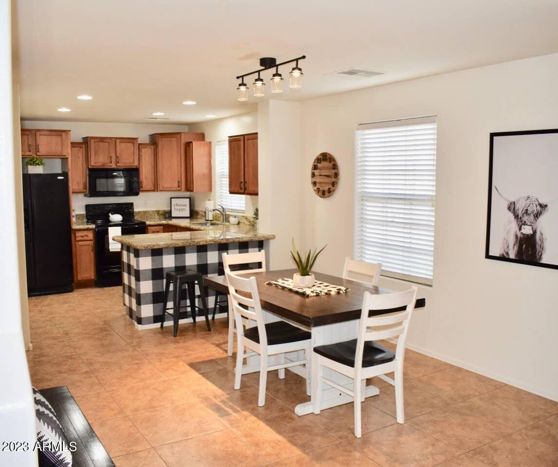 2979 East Harrison Street Gilbert, AZ 85295 - Photo 4 of 34 69816559-7536-418f-a949-969217eaa9e7