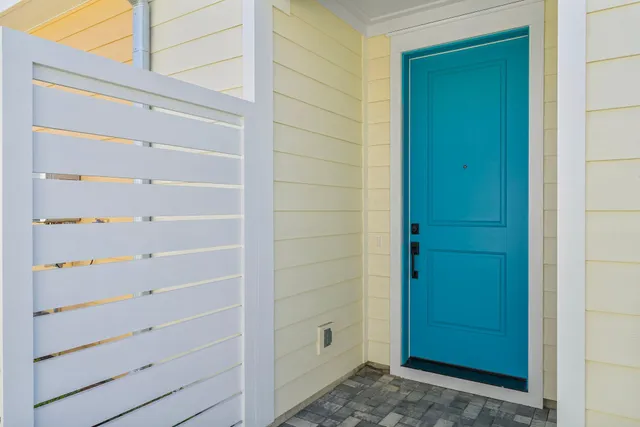a view of walk in closet