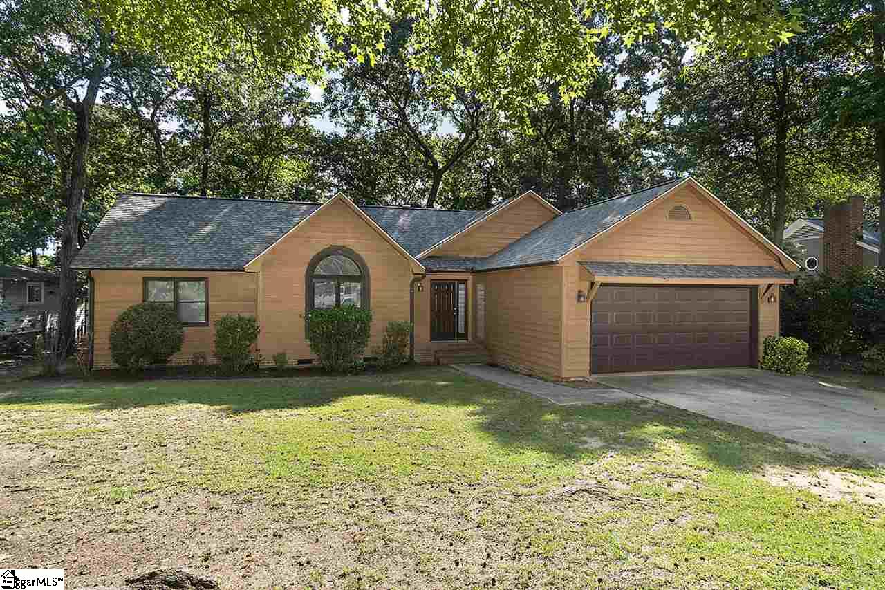 1113 Roper Mountain Road Greenville, SC 29615 - Photo 1 of 25