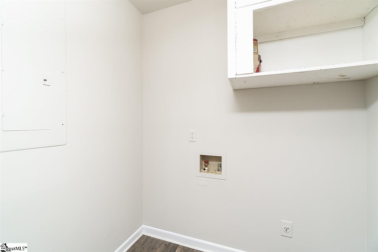 1113 Roper Mountain Road Greenville, SC 29615 - Photo 16 of 25