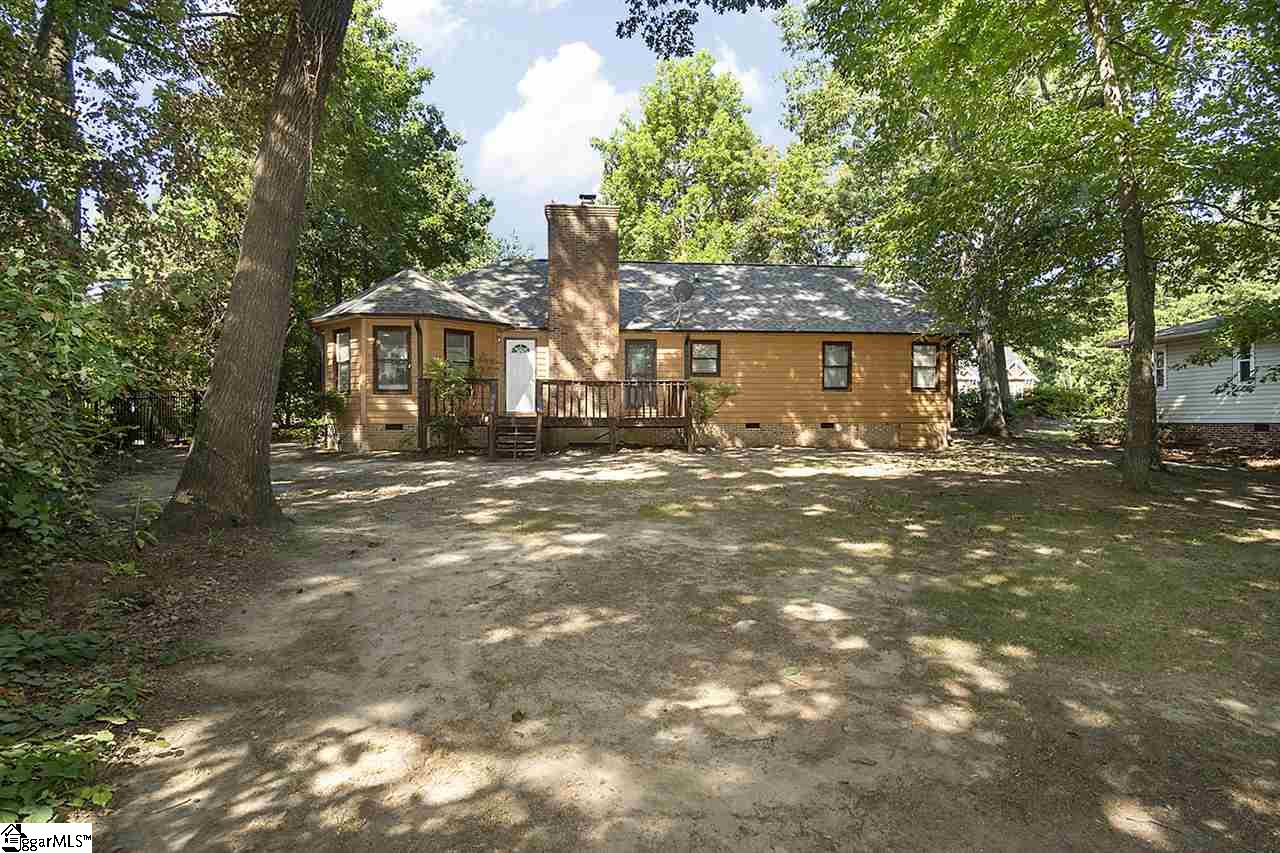 1113 Roper Mountain Road Greenville, SC 29615 - Photo 5 of 25