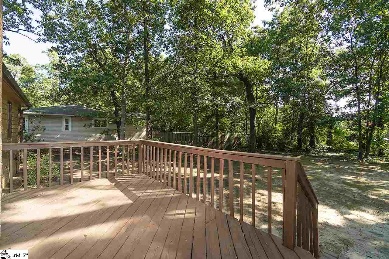 1113 Roper Mountain Road Greenville, SC 29615 - Photo 6 of 25