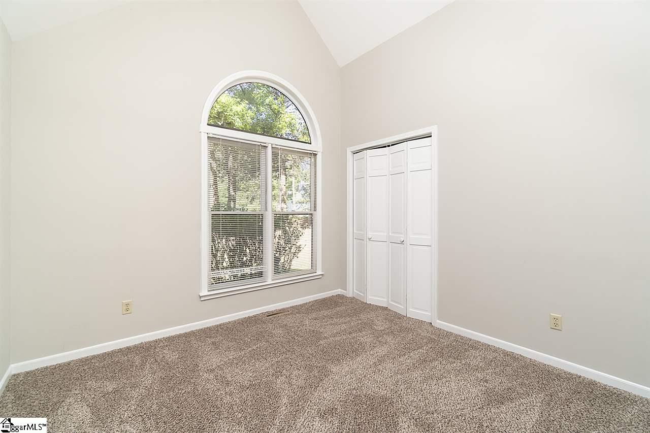 1113 Roper Mountain Road Greenville, SC 29615 - Photo 10 of 25
