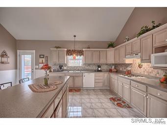 2280 Steinkoenig School Road Highland, IL 62249 - Photo 2 of 24 Gallery Image 2
