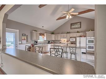2280 Steinkoenig School Road Highland, IL 62249 - Photo 12 of 24 Gallery Image 12