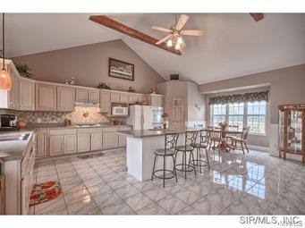 2280 Steinkoenig School Road Highland, IL 62249 - Photo 3 of 24 Gallery Image 3