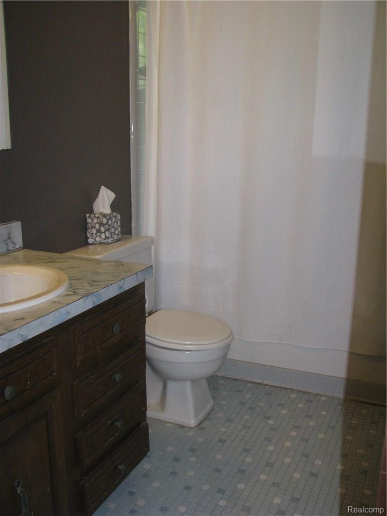 2971 West Webster Road Berkley, MI 48072 - Photo 8 of 10 IMG_3135.JPG