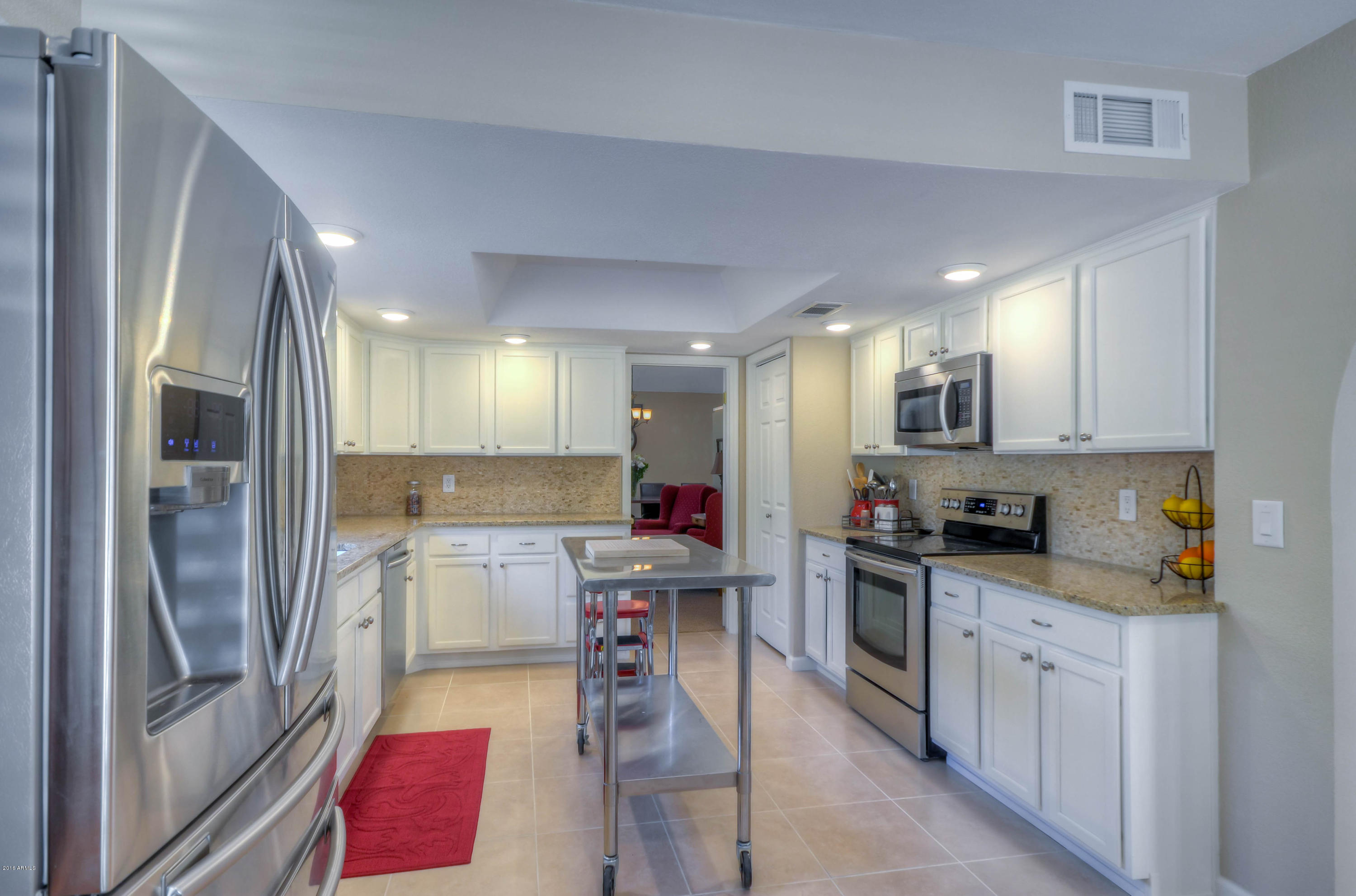 1433 North Woodside Road Chandler, AZ 85224 - Photo 17 of 70 Kitchen (2)