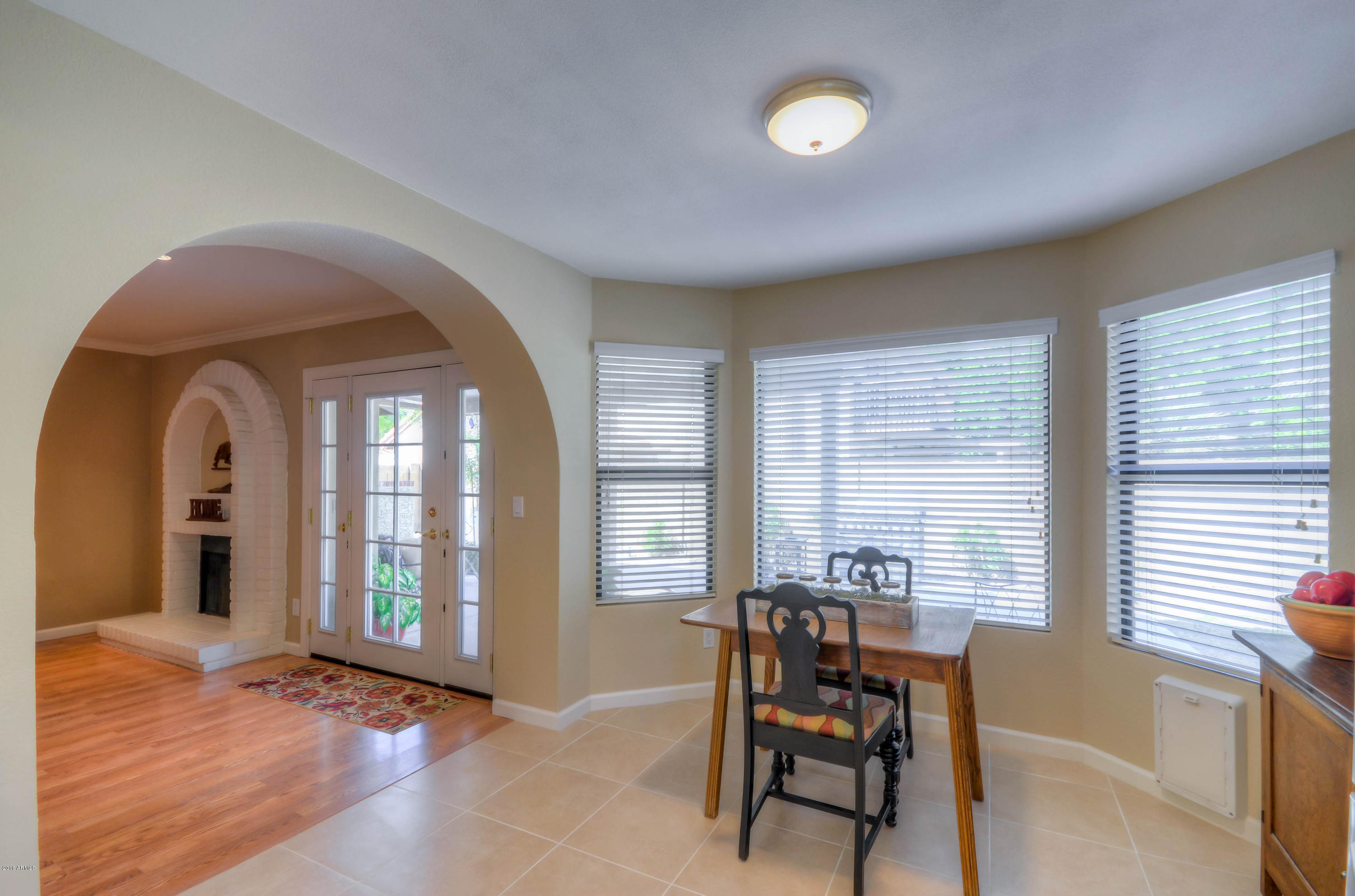 1433 North Woodside Road Chandler, AZ 85224 - Photo 22 of 70 a view of a livingroom with furniture and windows