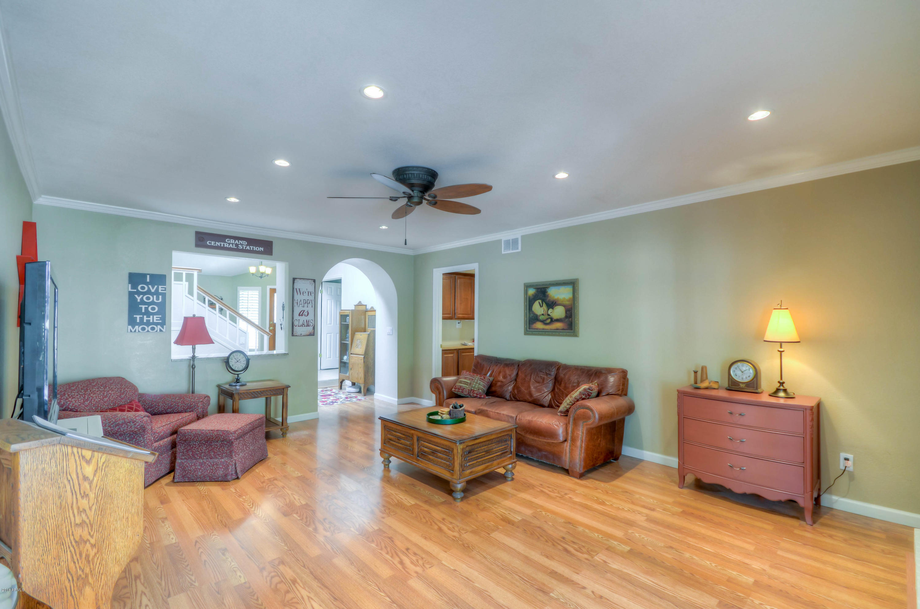 1433 North Woodside Road Chandler, AZ 85224 - Photo 25 of 70 Family Room (1)