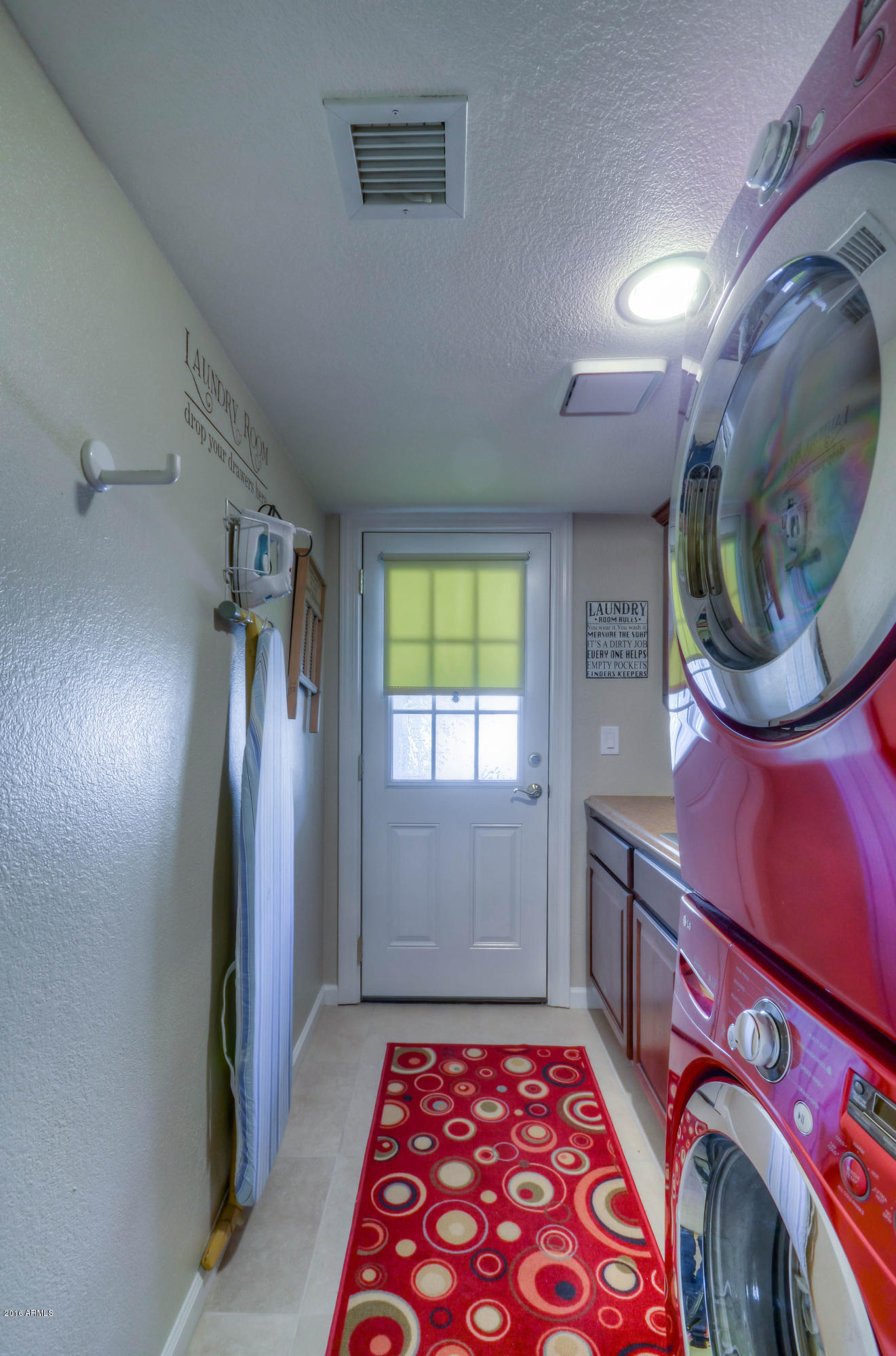 1433 North Woodside Road Chandler, AZ 85224 - Photo 43 of 70 Laundry Room (2)