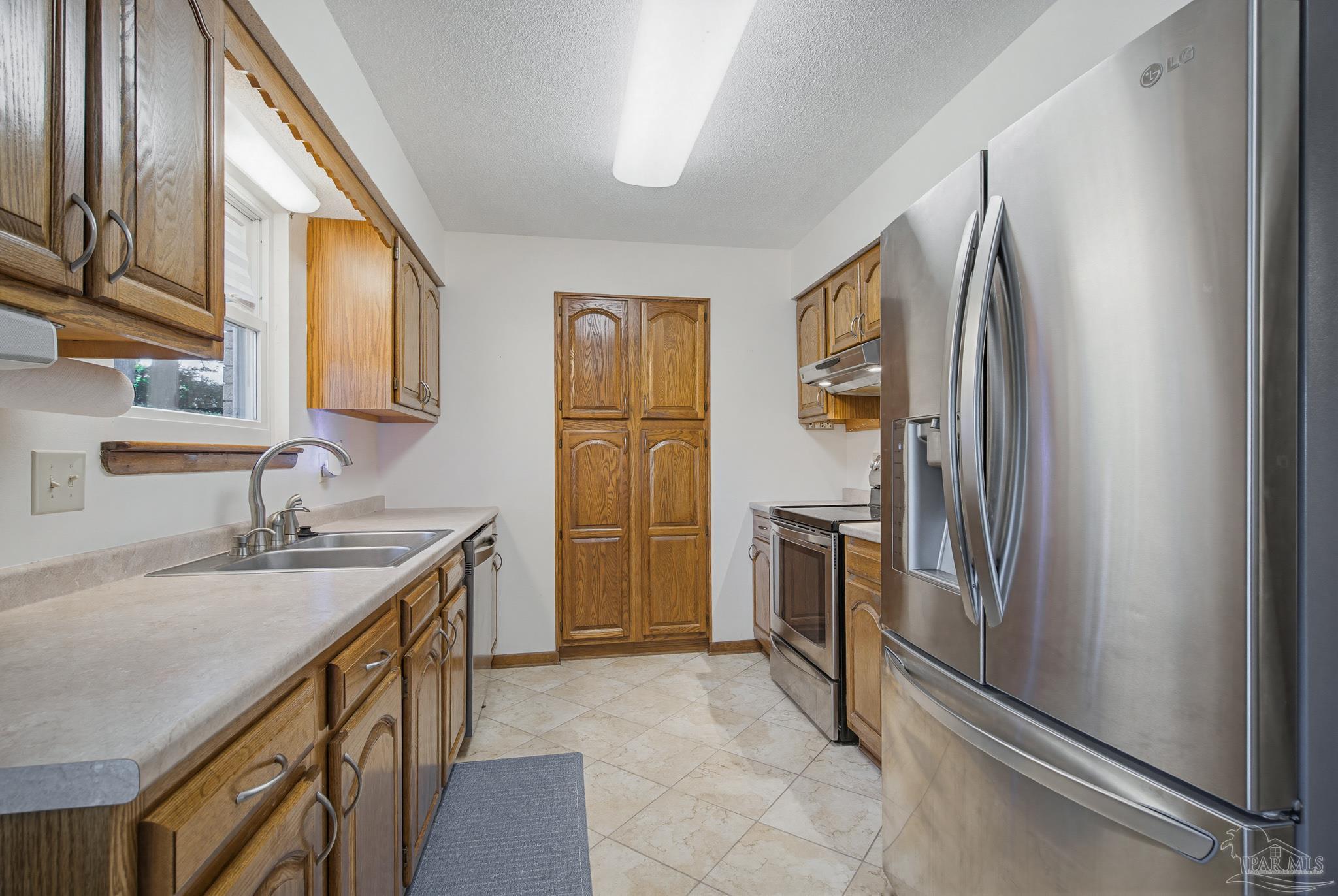 8217 Squire Road Pensacola, FL 32514 - Photo 13 of 56