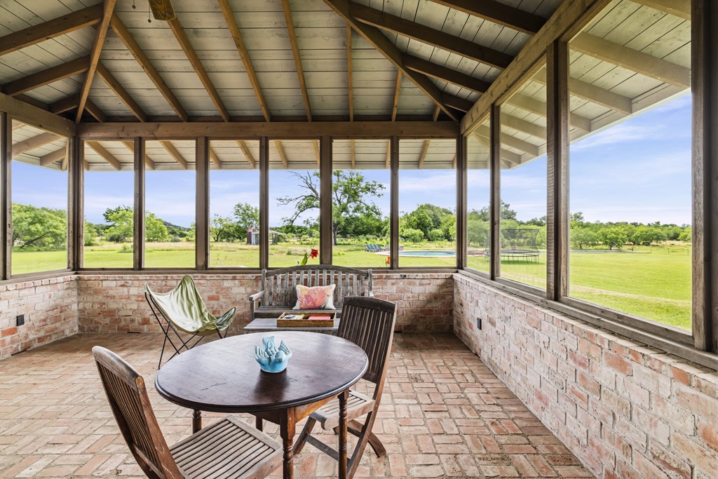 146 Metzger Road Fredericksburg, TX 78624 - Photo 29 of 29 Patio room