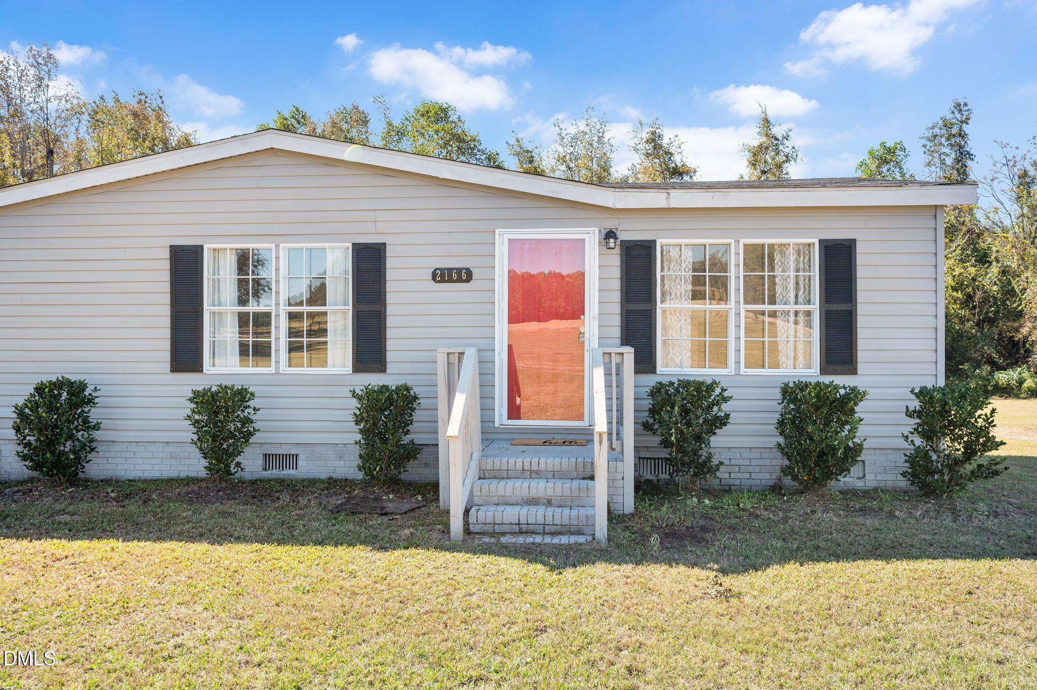 2166 Braswell Road Smithfield, NC 27577 - Photo 4 of 35 2166 Braswell Road_JRKnowles_Photography