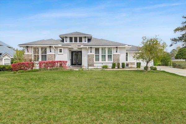 $687,000 | 2556 Country Club Boulevard, Orange Park, FL 32073