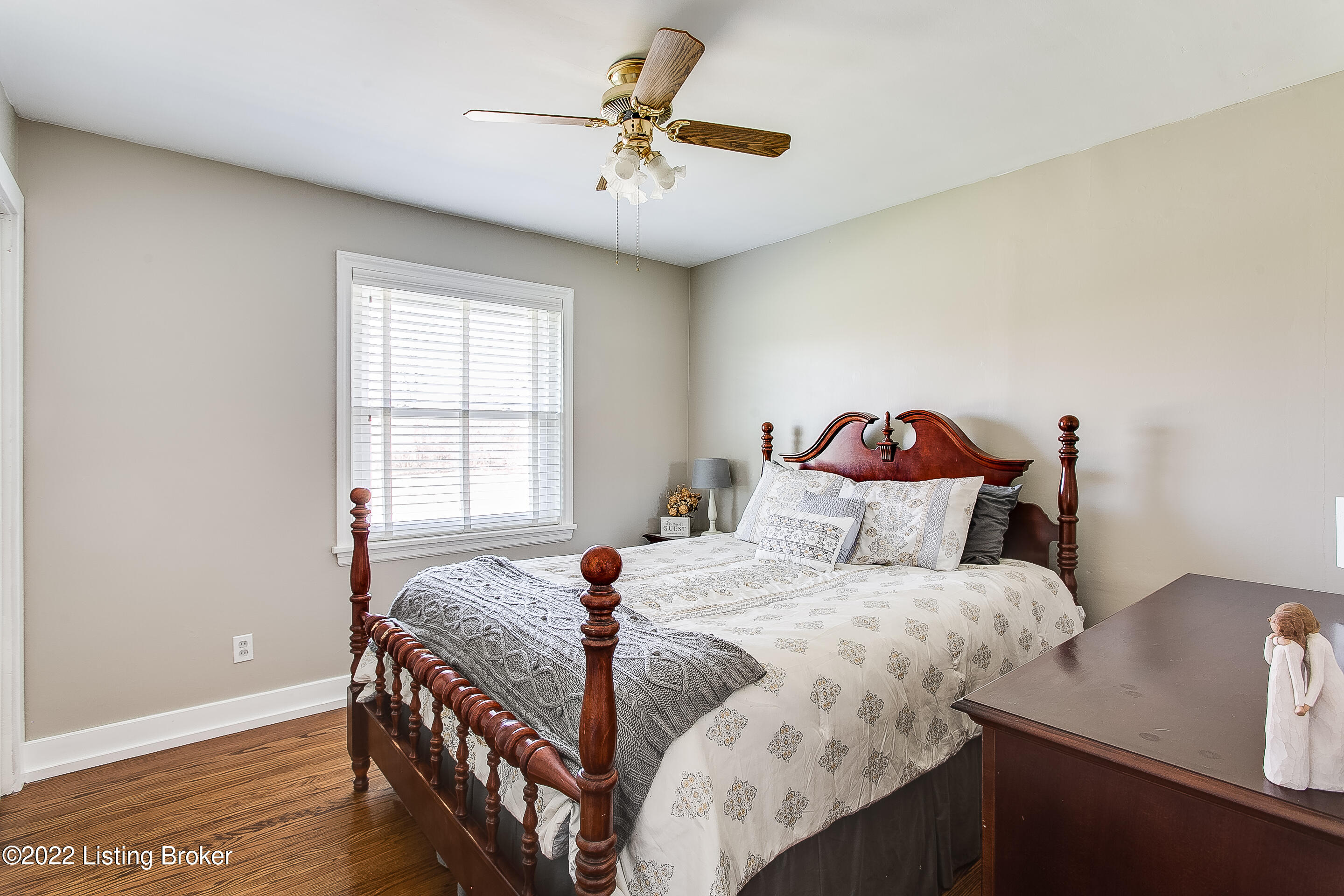 4100 Ledyard Road Louisville, KY 40207 - Photo 20 of 37 4100 Ladyard Rd-30