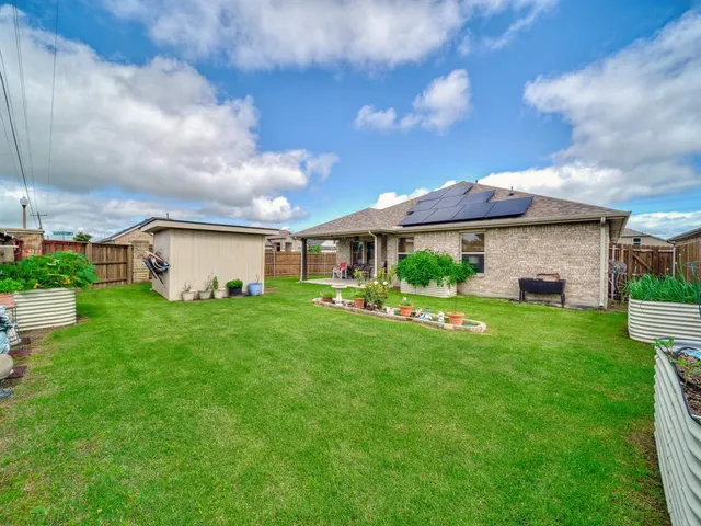 $355,000 | 2400 Briarhurst Court, Denton, TX 76207