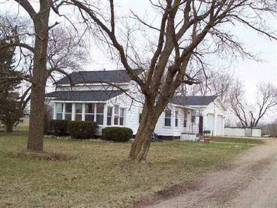 2150 Goodrich Road Fostoria, MI 48435 - Photo 1 of 9 20176380.JPG