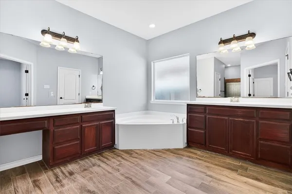 $2,695 | 4018 Puget Sound Drive, Corpus Christi, TX 78410