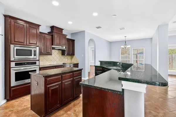 $2,695 | 4018 Puget Sound Drive, Corpus Christi, TX 78410