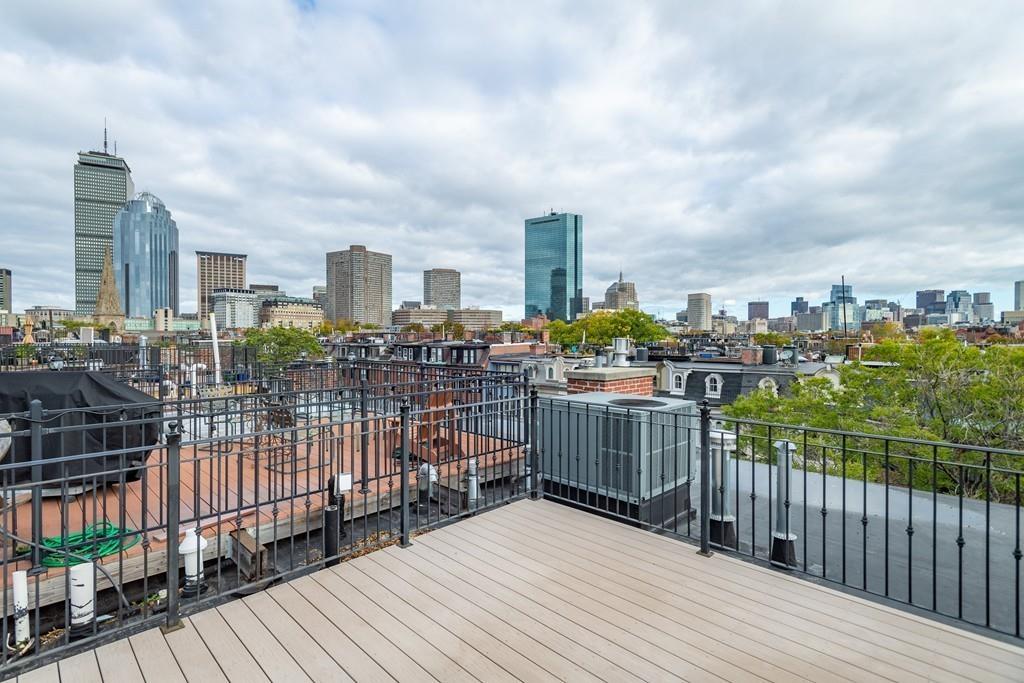 10 Rutland Square Boston, MA 02118 - Photo 32 of 42 Gallery Image 32