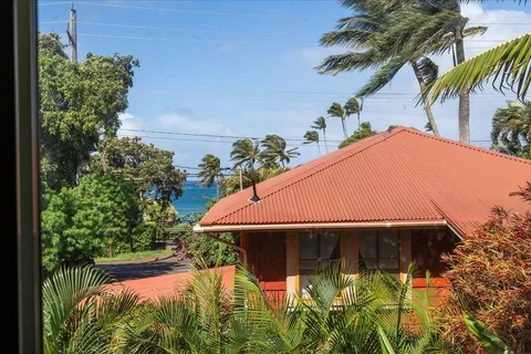 $1,449,000 | 568 Hana Highway, Unit B, Paia, HI 96779