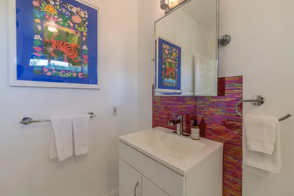 $1,449,000 | 568 Hana Highway, Unit B, Paia, HI 96779