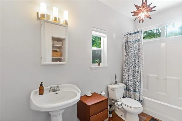 $1,449,000 | 568 Hana Highway, Unit B, Paia, HI 96779