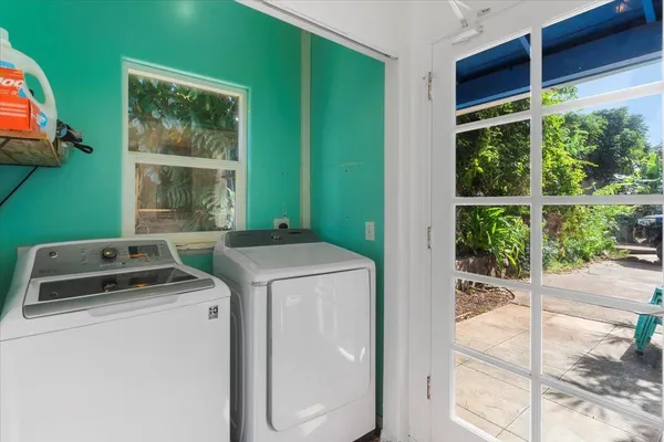 $1,449,000 | 568 Hana Highway, Unit B, Paia, HI 96779