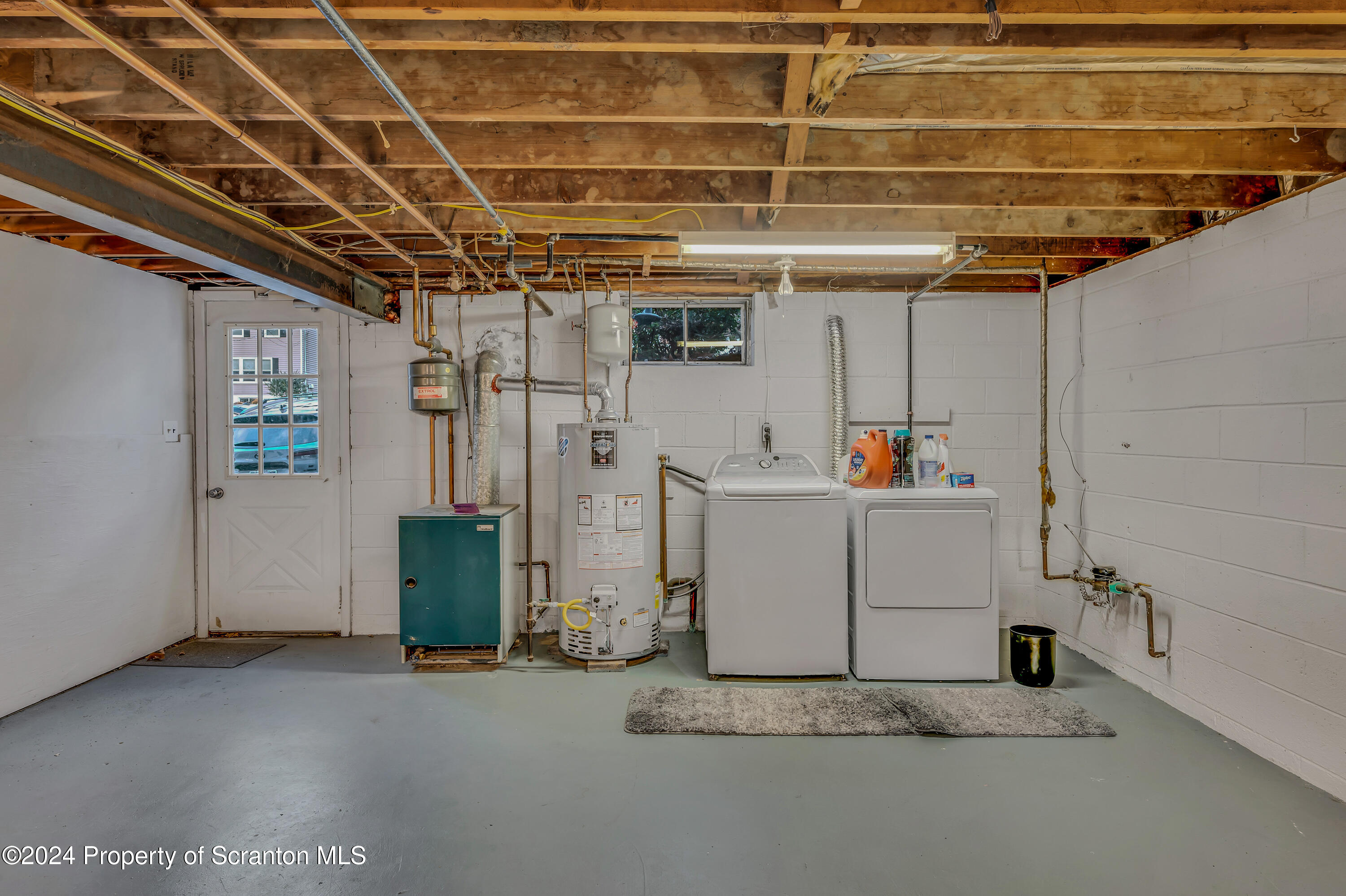 141 Beverly Drive Clarks Summit, PA 18411 - Photo 24 of 37