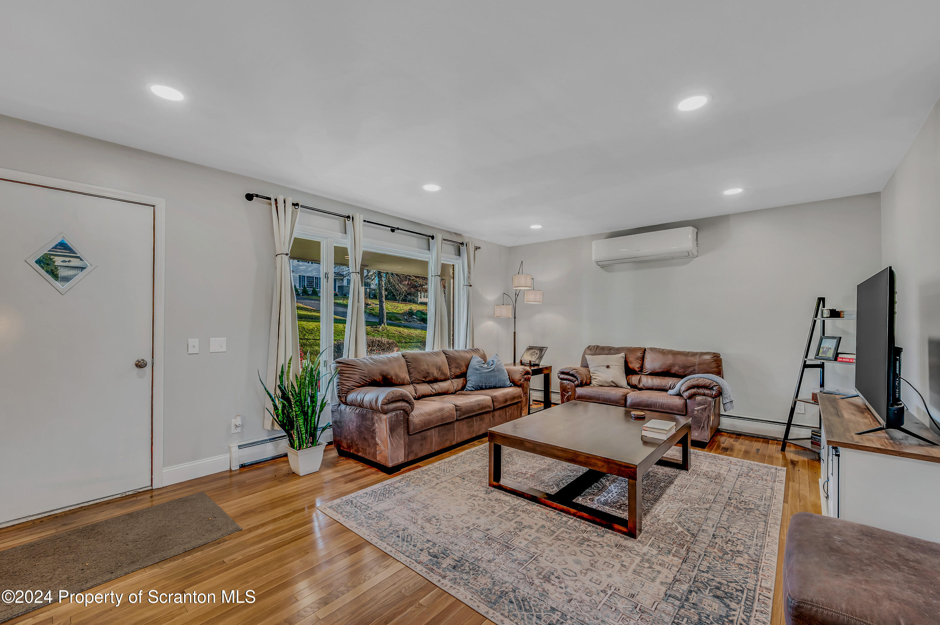 141 Beverly Drive Clarks Summit, PA 18411 - Photo 3 of 37