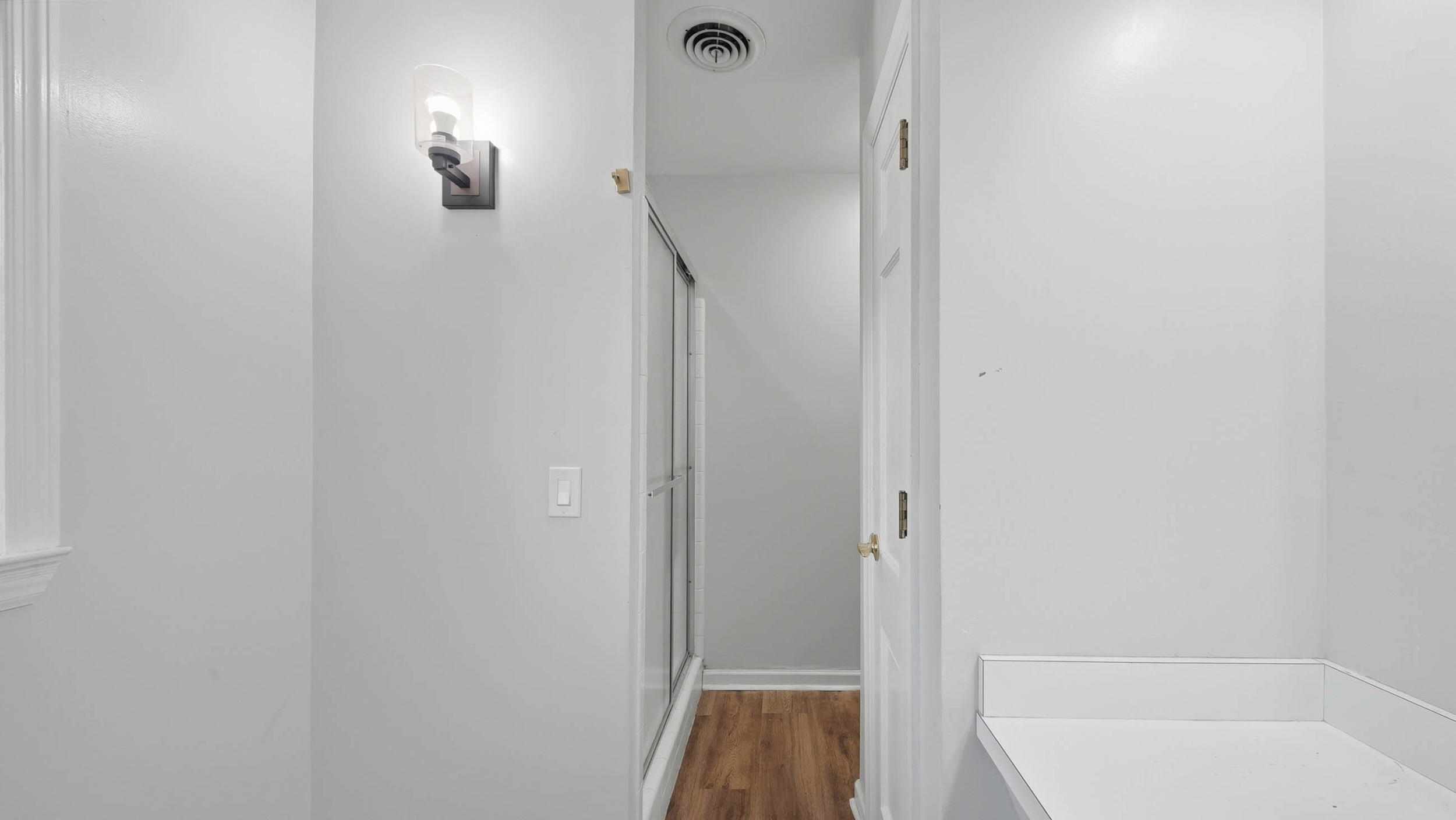 205 Masters Road Hixson, TN 37343 - Photo 29 of 40 Downstairs Full Bath