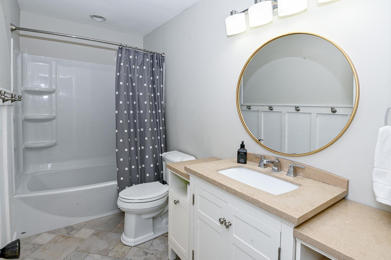 6901 Weiss Road Cincinnati, OH 45247 - Photo 25 of 32