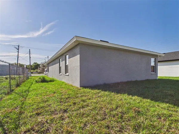 $289,900 | 1343 Providence Road, Lakeland, FL 33805