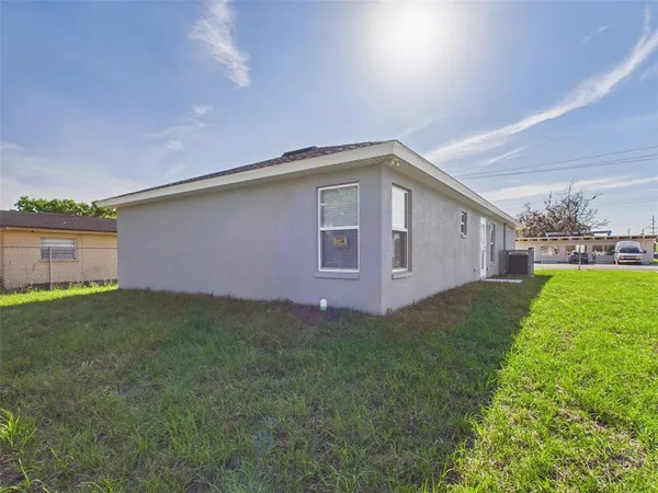 $289,900 | 1343 Providence Road, Lakeland, FL 33805
