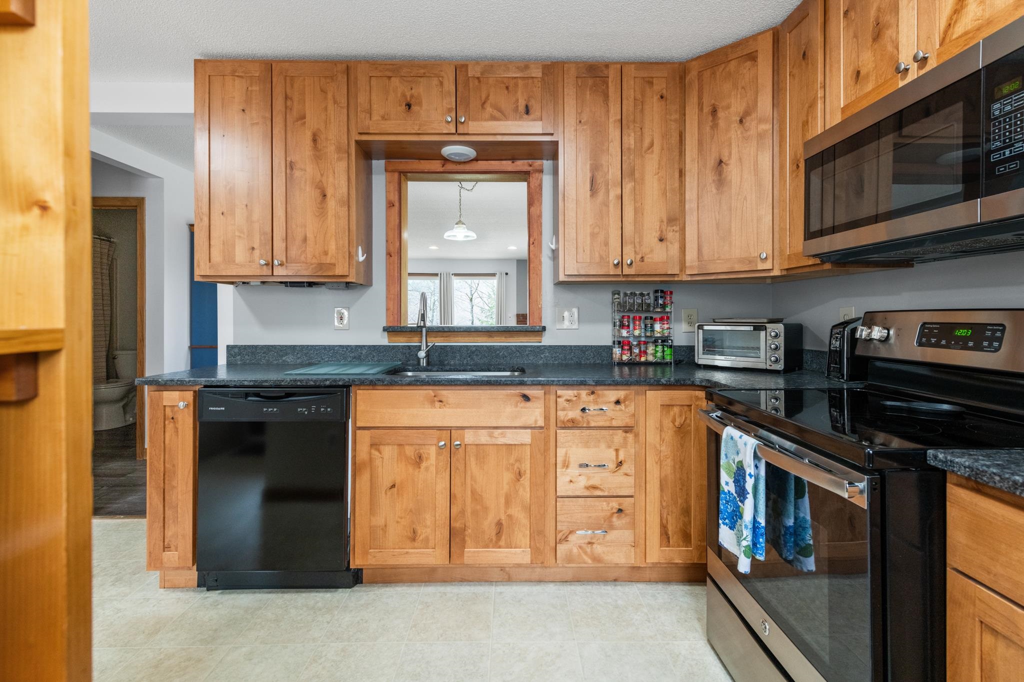 70 Star Ridge Road, Unit 28 Thornton, NH 03285 - Photo 8 of 41 Gallery Image 8