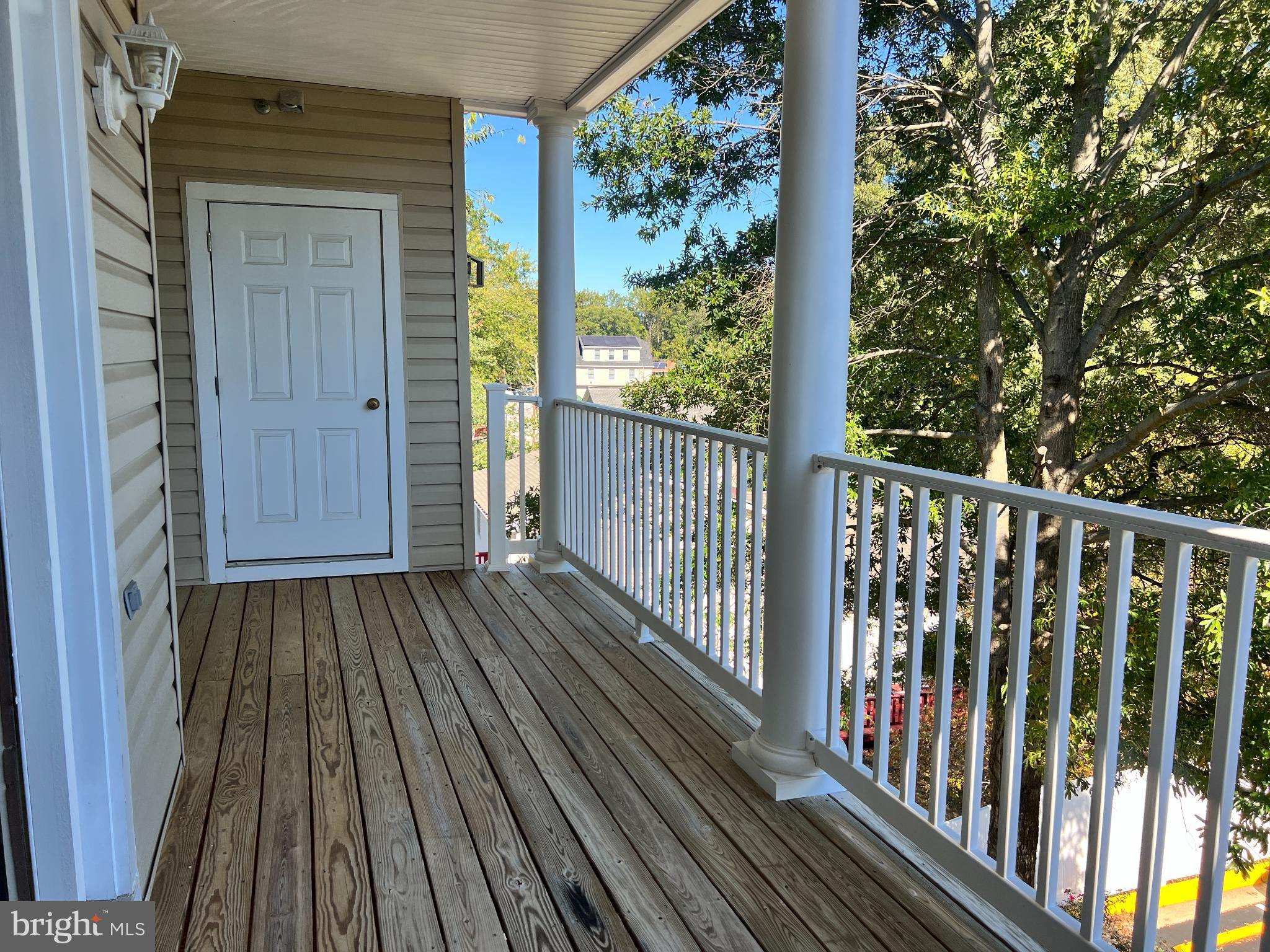 805 Latchmere Court, Unit 302 Annapolis, MD 21401 - Photo 14 of 14 a view of a wooden deck
