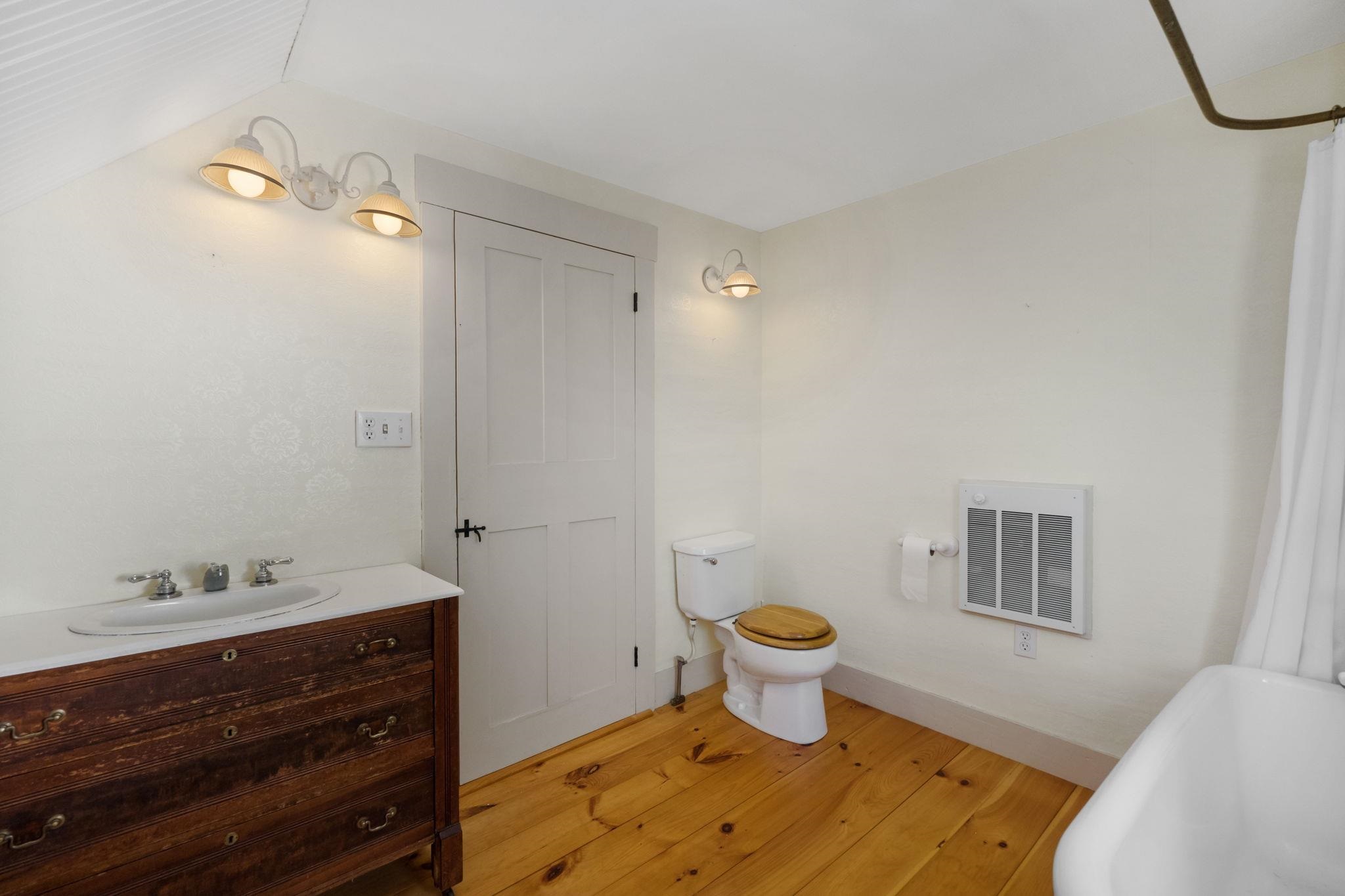 683 Dundee Road, Unit 10 Jackson, NH 03846 - Photo 27 of 38